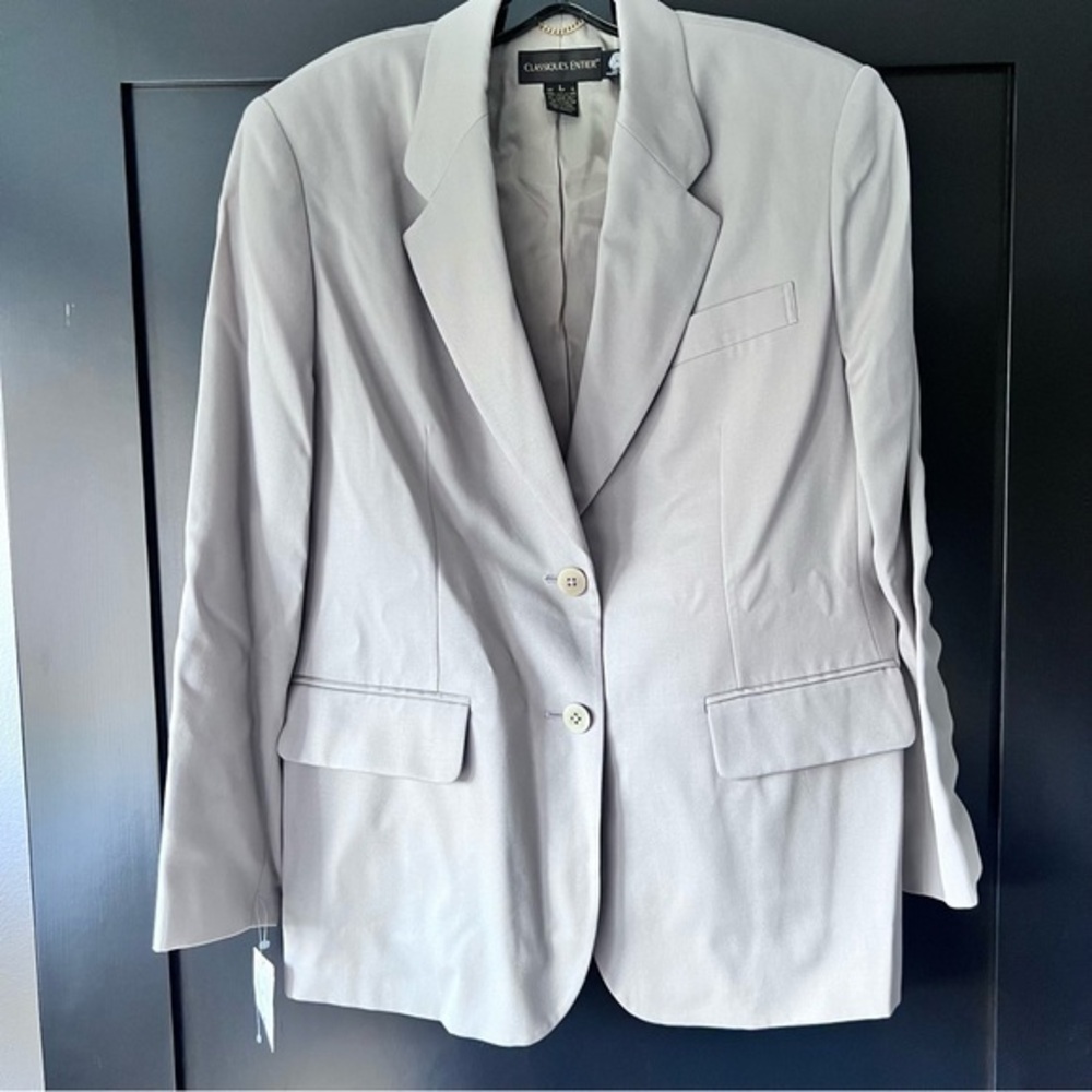 NWT classics Entier 100% wool tan women’s blazer size large
